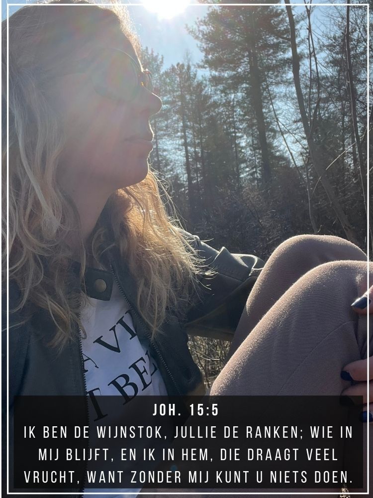 Foto Mirjam - Joh. 15 Mirjam denkt na over Bijbeltekst